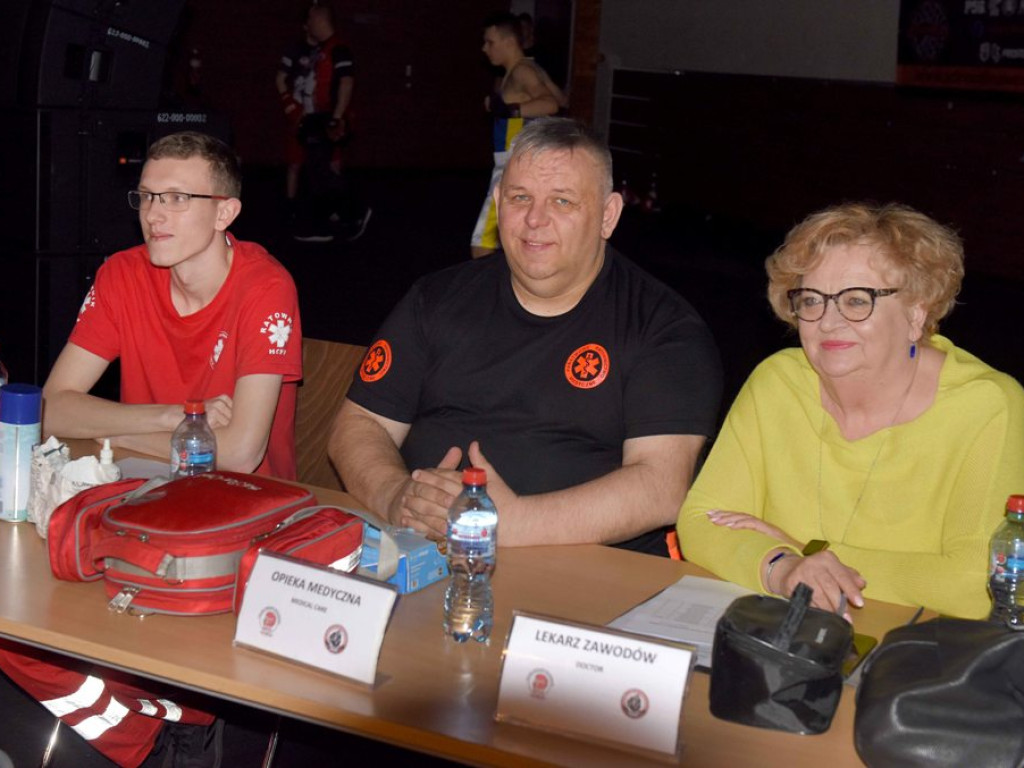 Ciekawe walki, ale za dużo walkowerów (zdjęcia)
