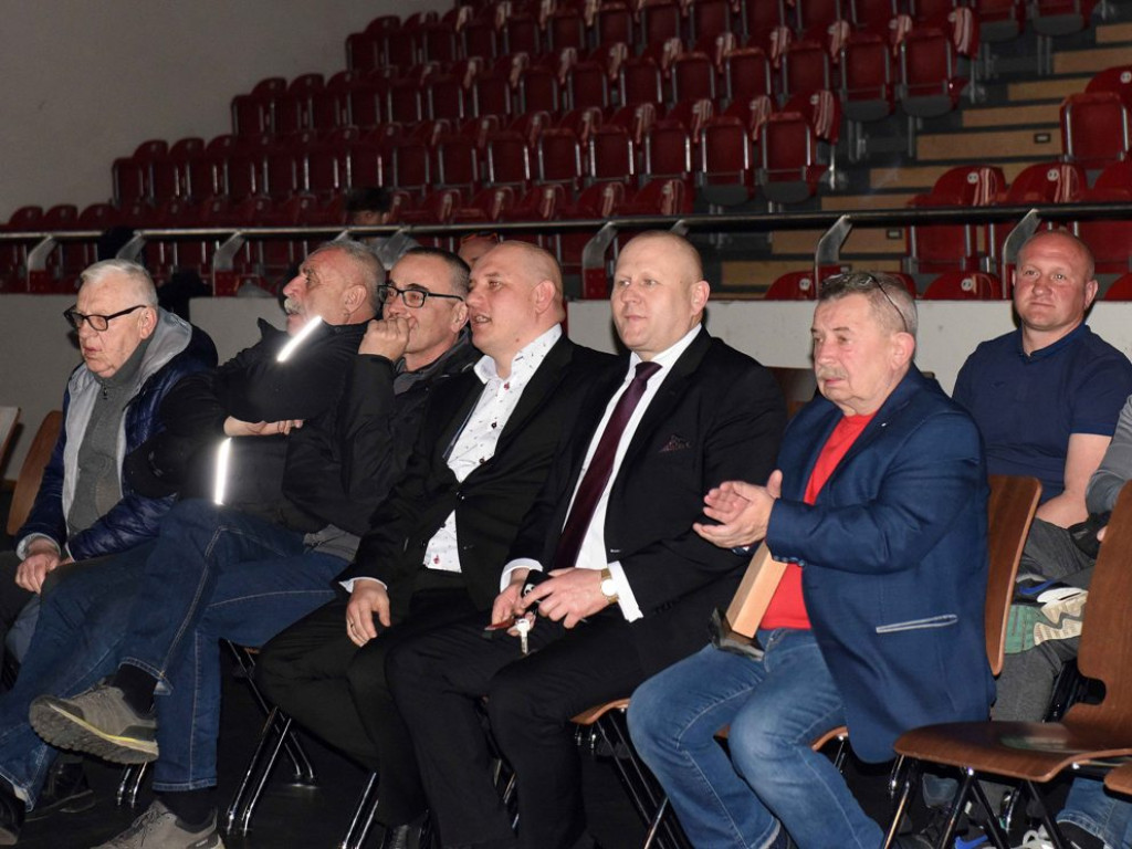 Ciekawe walki, ale za dużo walkowerów (zdjęcia)