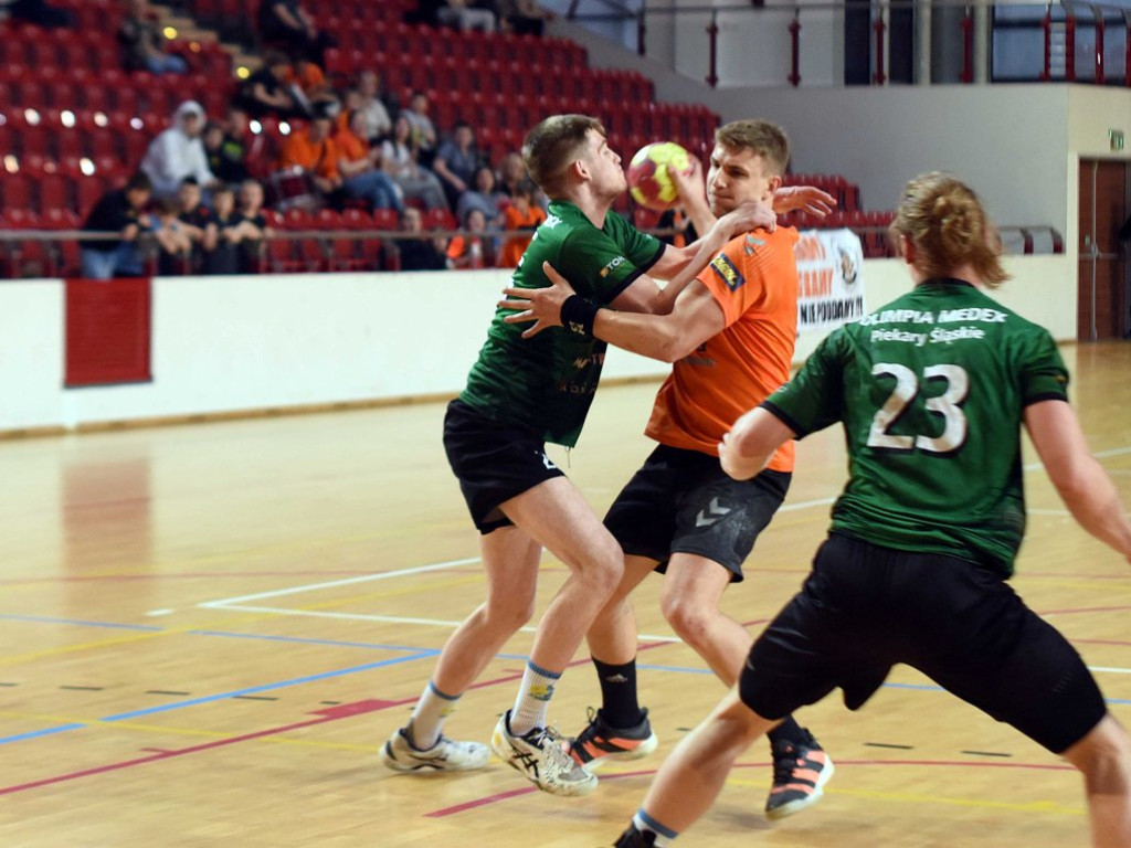 I liga piłki ręcznej mężczyzn. Grupa D. *KSZO Ostrowiec Świętokrzyski - MKS Olimpia Piekary Śląskie 25:32