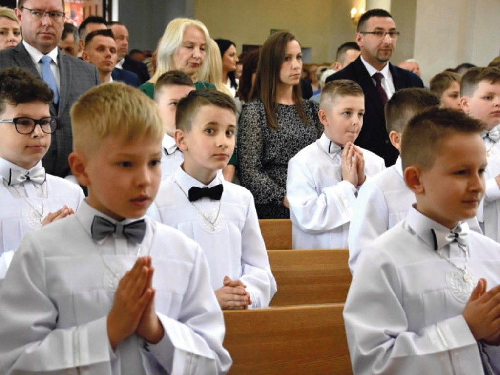 Czas Pierwszych Komunii Świętych (zdjęcia)
