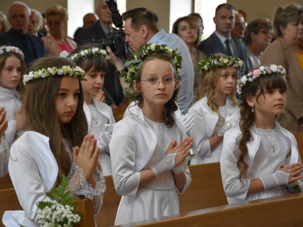 Czas Pierwszych Komunii Świętych (zdjęcia)
