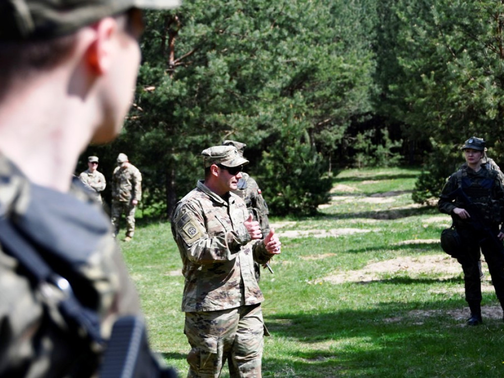 Wspólne ćwiczenia Świętokrzyskich Terytorialsów i żołnierzy U.S. Army (zdjęcia)