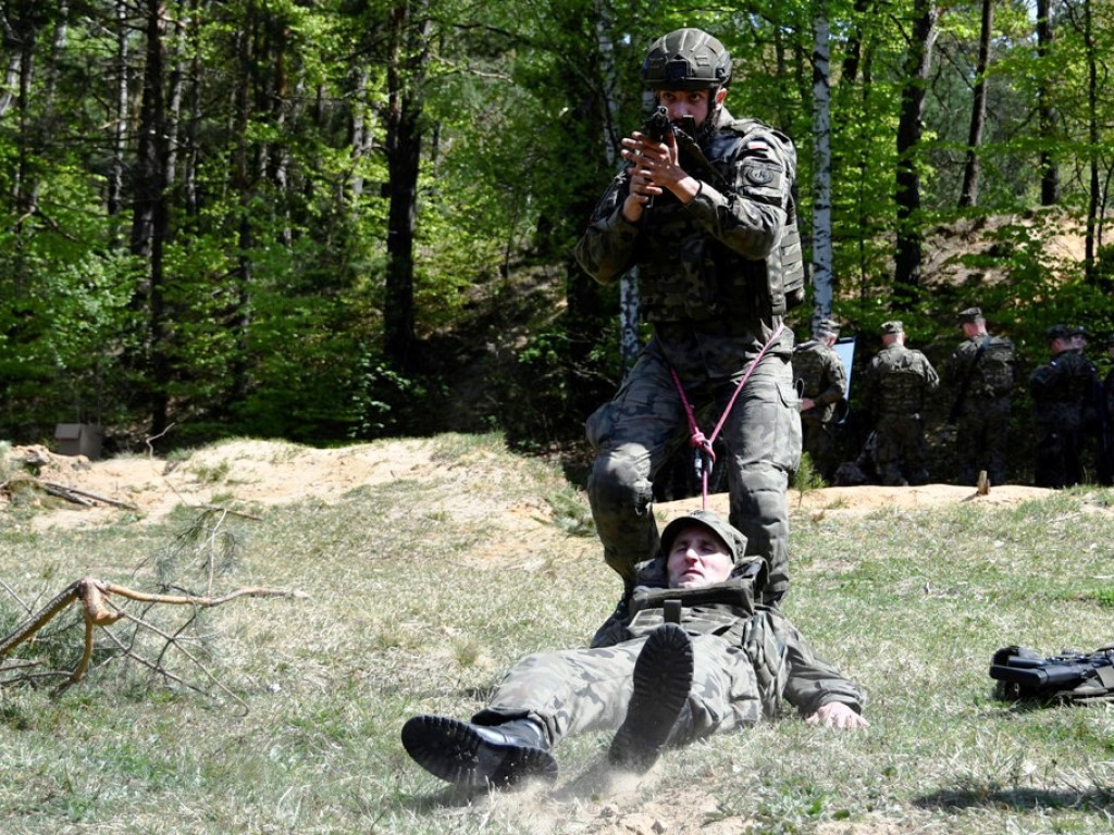 Wspólne ćwiczenia Świętokrzyskich Terytorialsów i żołnierzy U.S. Army (zdjęcia)