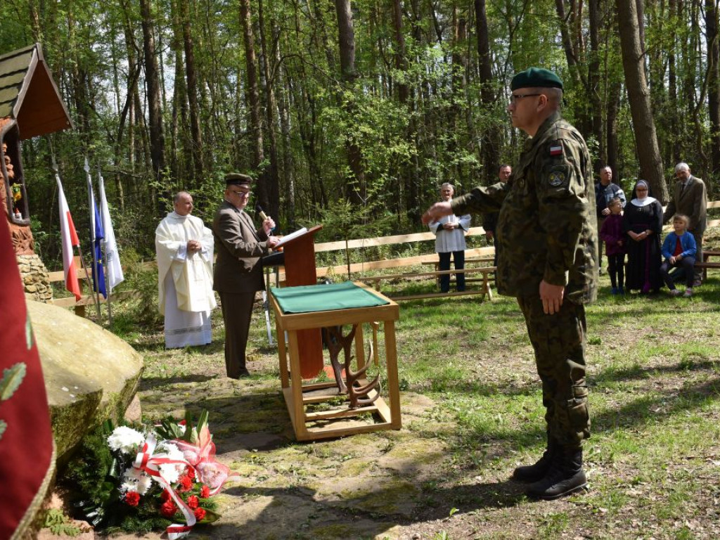 Cześć i Chwała Bohaterom Bitwy pod Jeziórkiem (zdjęcia)