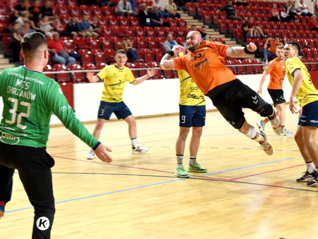I liga piłki ręcznej mężczyzn. Grupa D. *KSZO Ostrowiec Świętokrzyski - MTS Chrzanów 31:26