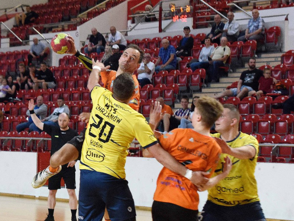 I liga piłki ręcznej mężczyzn. Grupa D. *KSZO Ostrowiec Świętokrzyski - MTS Chrzanów 31:26