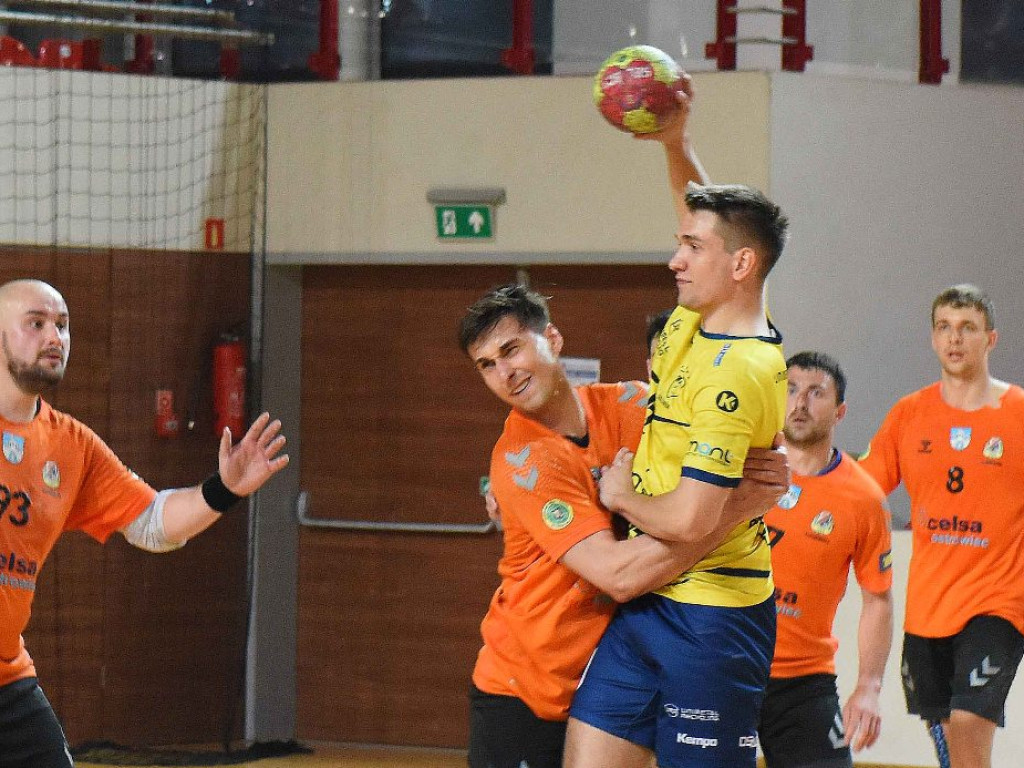 I liga piłki ręcznej mężczyzn. Grupa D. *KSZO Ostrowiec Świętokrzyski - MTS Chrzanów 31:26