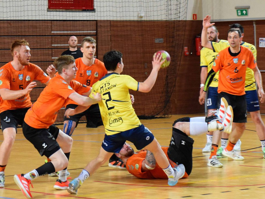 I liga piłki ręcznej mężczyzn. Grupa D. *KSZO Ostrowiec Świętokrzyski - MTS Chrzanów 31:26