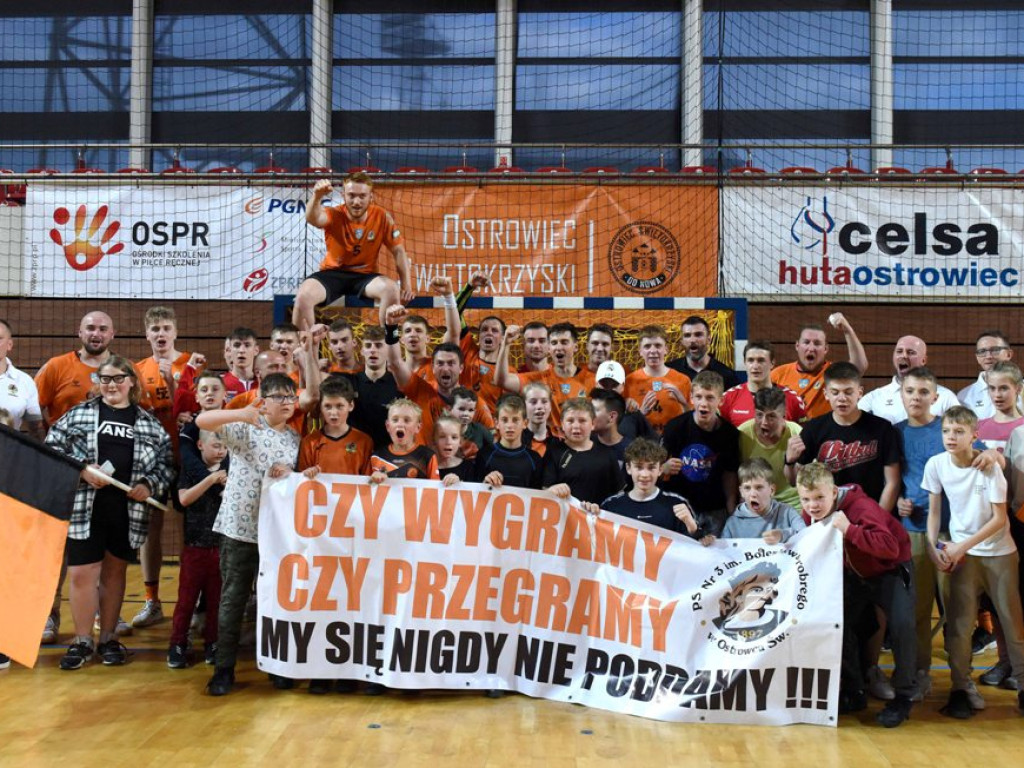 I liga piłki ręcznej mężczyzn. Grupa D. *KSZO Ostrowiec Świętokrzyski - MTS Chrzanów 31:26