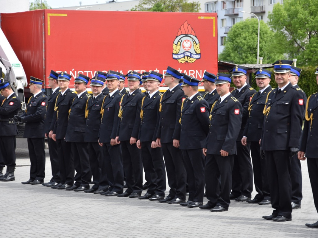 Strażaków święto w Ostrowcu Świętokrzyskim. Podziękowania i odznaczenia (zdjęcia)