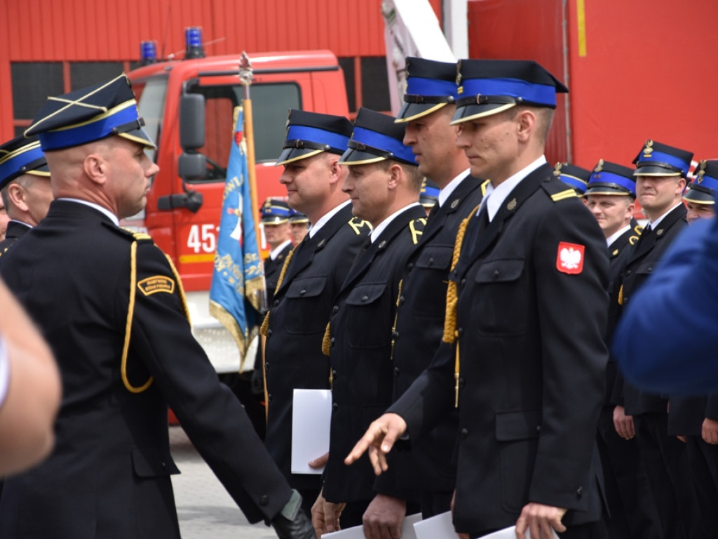 Strażaków święto w Ostrowcu Świętokrzyskim. Podziękowania i odznaczenia (zdjęcia)