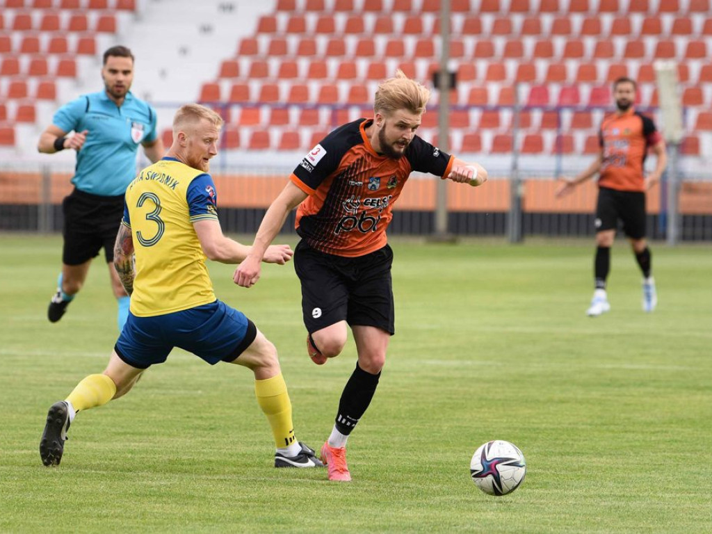 III liga piłkarska. Grupa IV. *KP KSZO 1929 Ostrowiec Świętokrzyski - Avia Świdnik 0:1