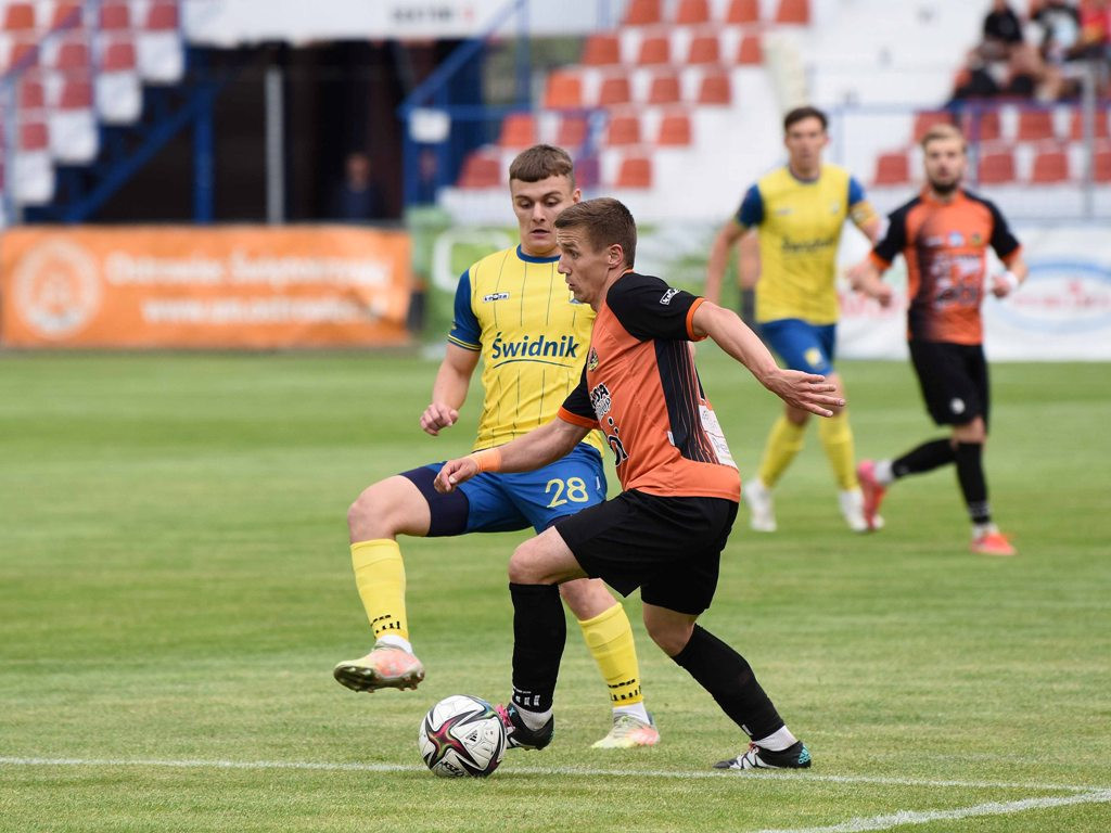 III liga piłkarska. Grupa IV. *KP KSZO 1929 Ostrowiec Świętokrzyski - Avia Świdnik 0:1