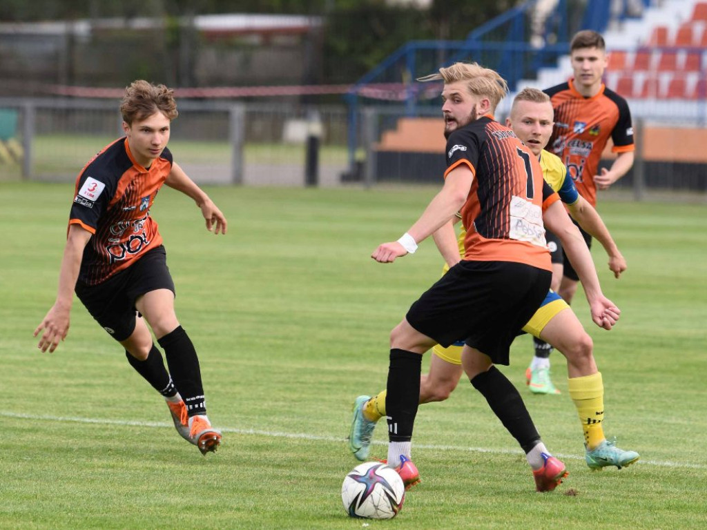 III liga piłkarska. Grupa IV. *KP KSZO 1929 Ostrowiec Świętokrzyski - Avia Świdnik 0:1