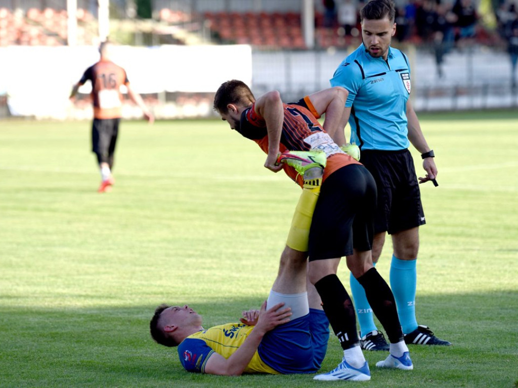 III liga piłkarska. Grupa IV. *KP KSZO 1929 Ostrowiec Świętokrzyski - Avia Świdnik 0:1