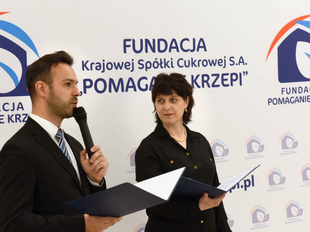 Uroczyste odsłonięcie muralu 