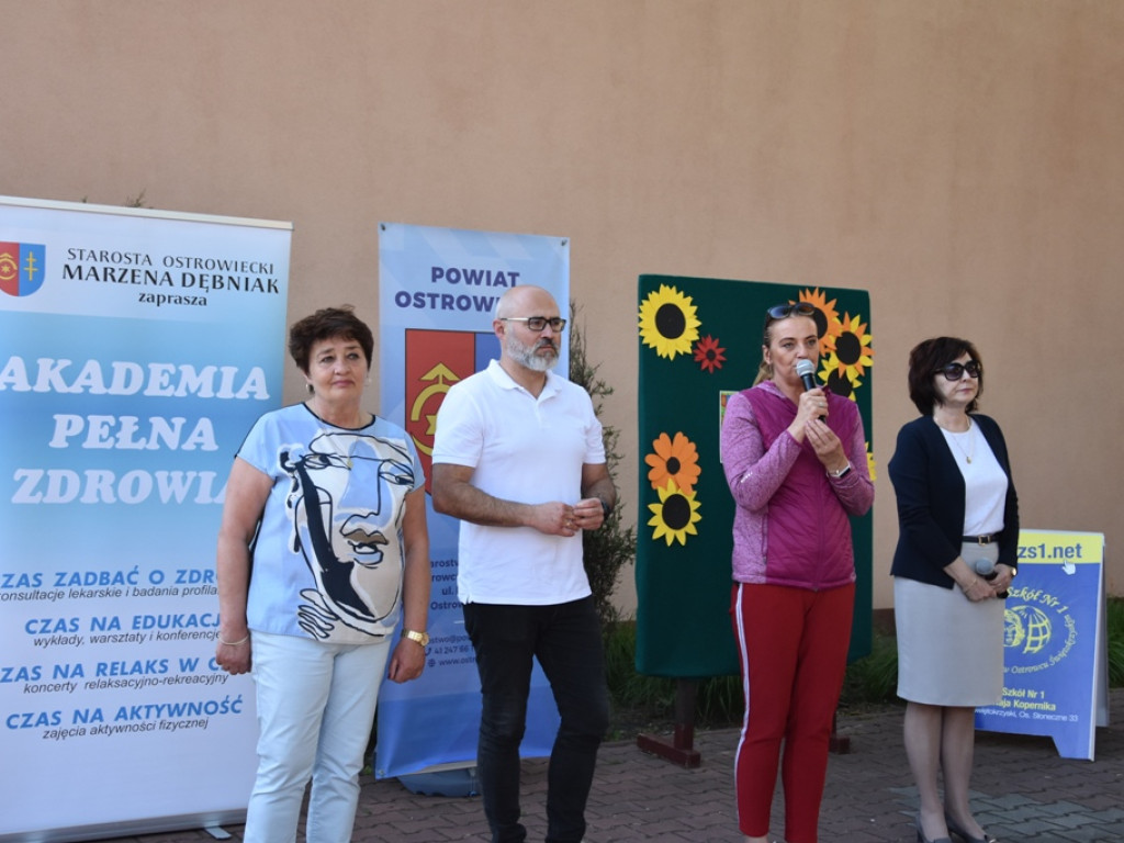 Aktywność z Akademią Pełną Zdrowia (zdjęcia)