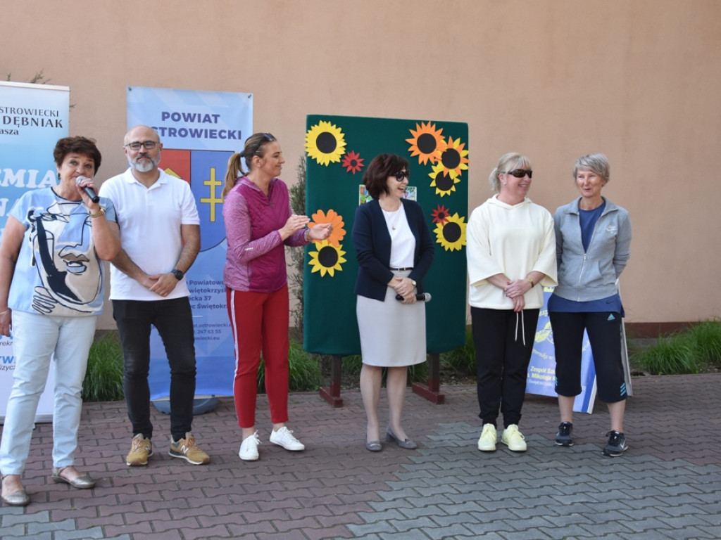 Aktywność z Akademią Pełną Zdrowia (zdjęcia)