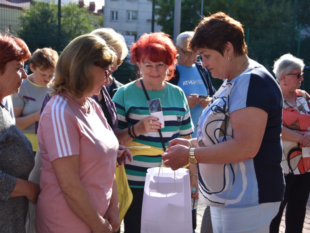 Aktywność z Akademią Pełną Zdrowia (zdjęcia)