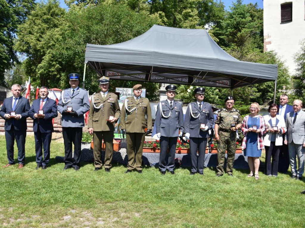 Patriotyczne obchody w Mominie (zdjęcia)