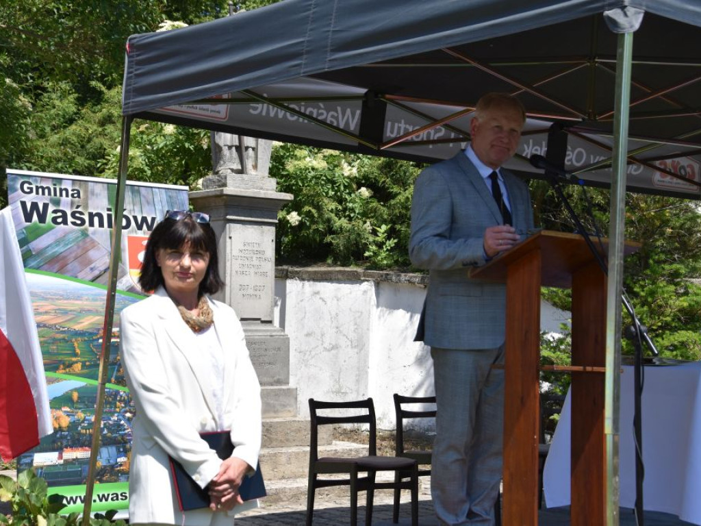 Patriotyczne obchody w Mominie (zdjęcia)