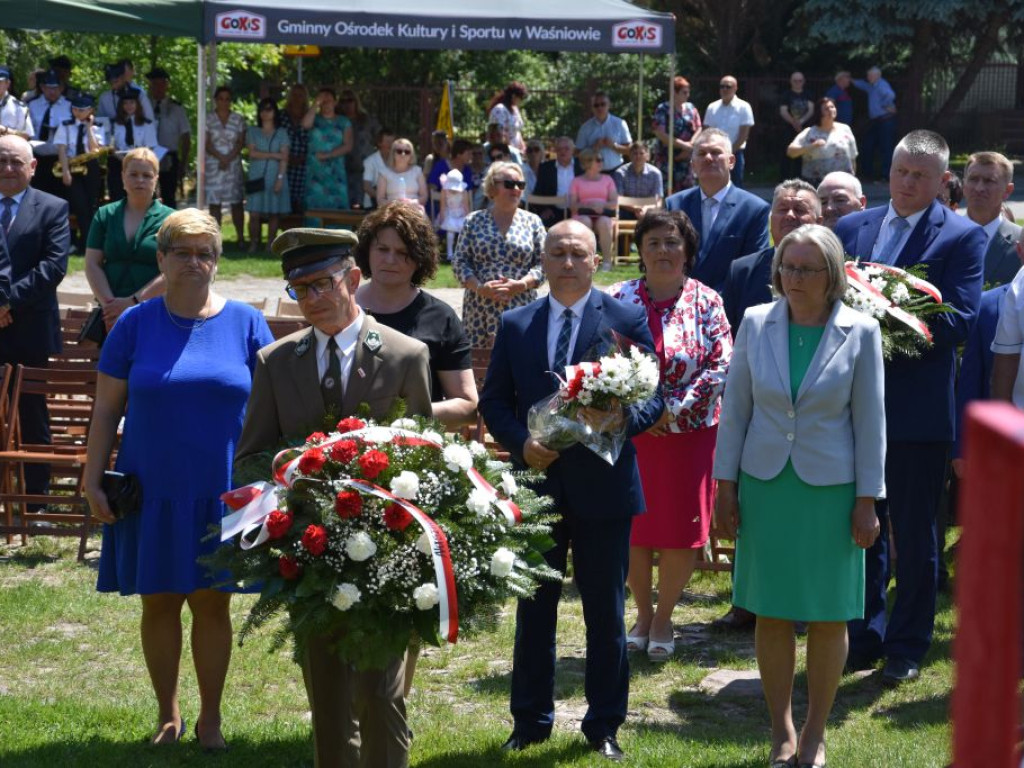 Patriotyczne obchody w Mominie (zdjęcia)