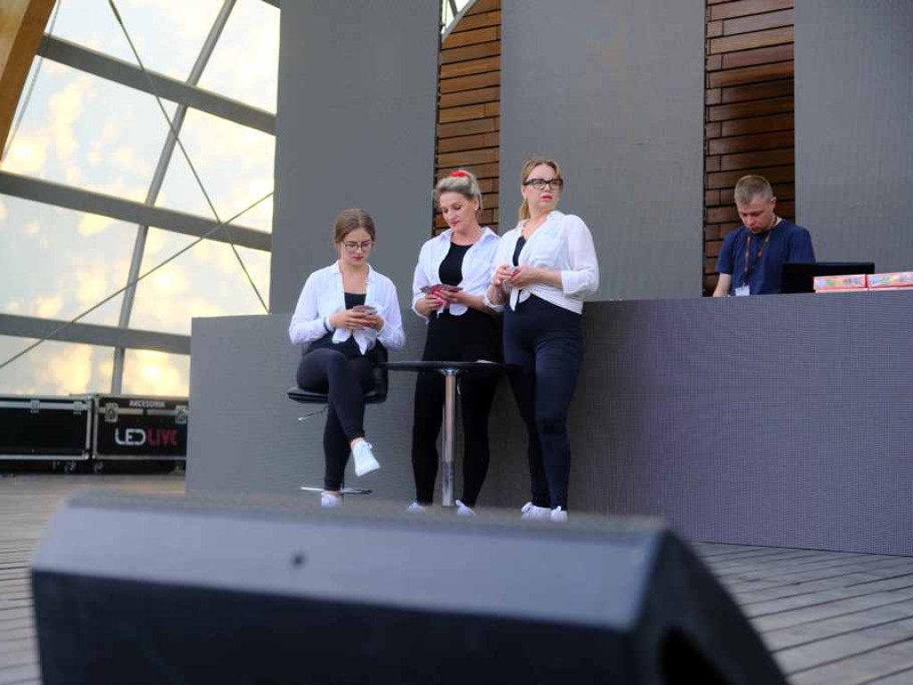 Ostrowiec na w@kacje unplugged (zdjęcia, wideo)