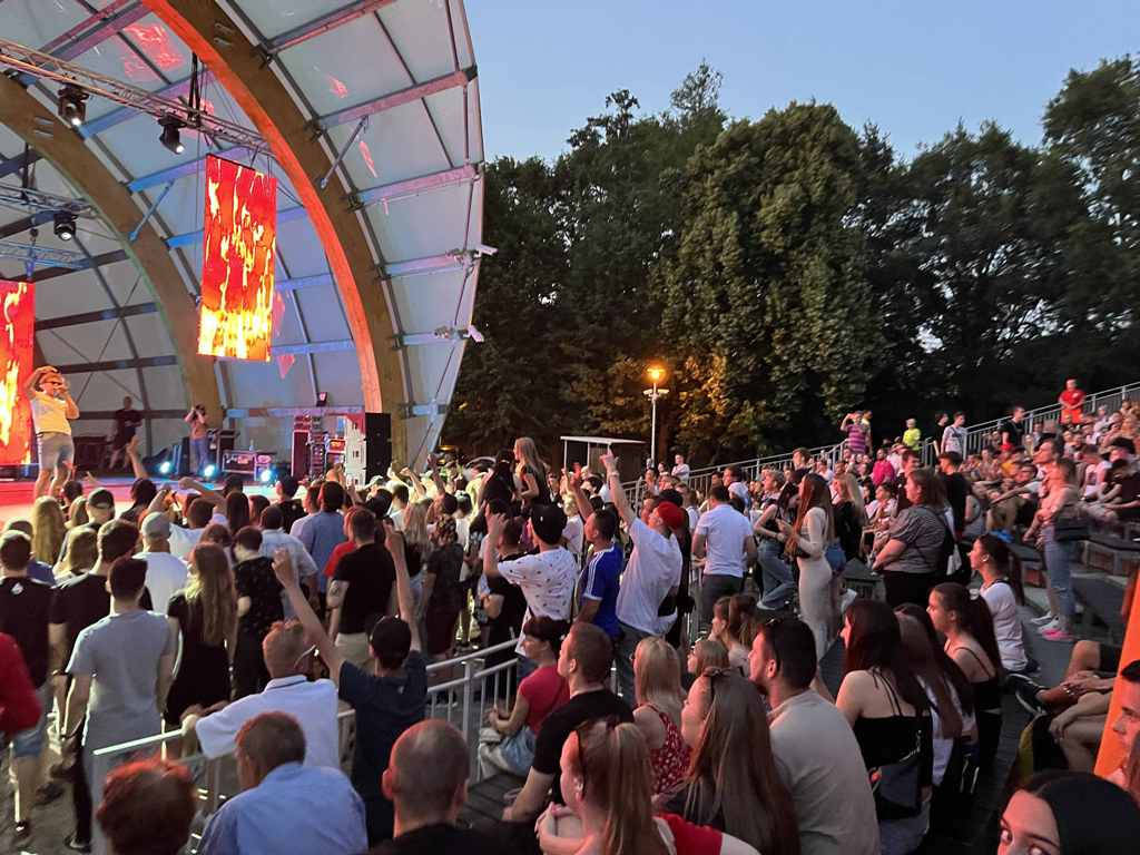 Ostrowiec na w@kacje unplugged (zdjęcia, wideo)