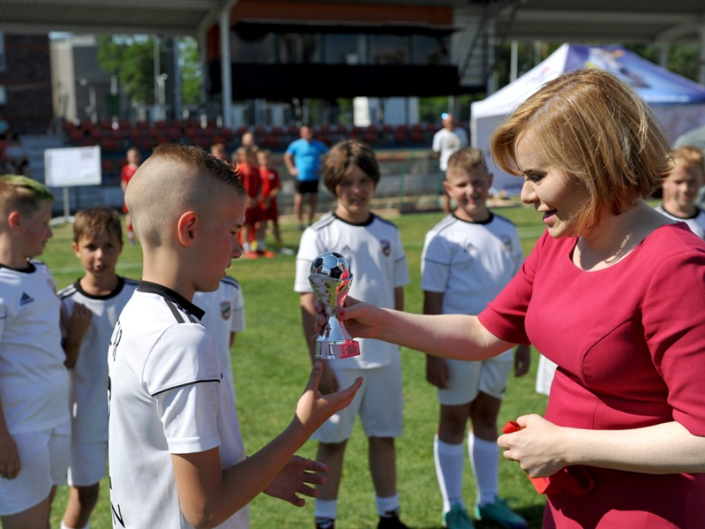 W Ostrowcu Świętokrzyskim triumfowała Siarka Tarnobrzeg. KSZO Galacticos na drugim i trzecim miejscu (zdjęcia)