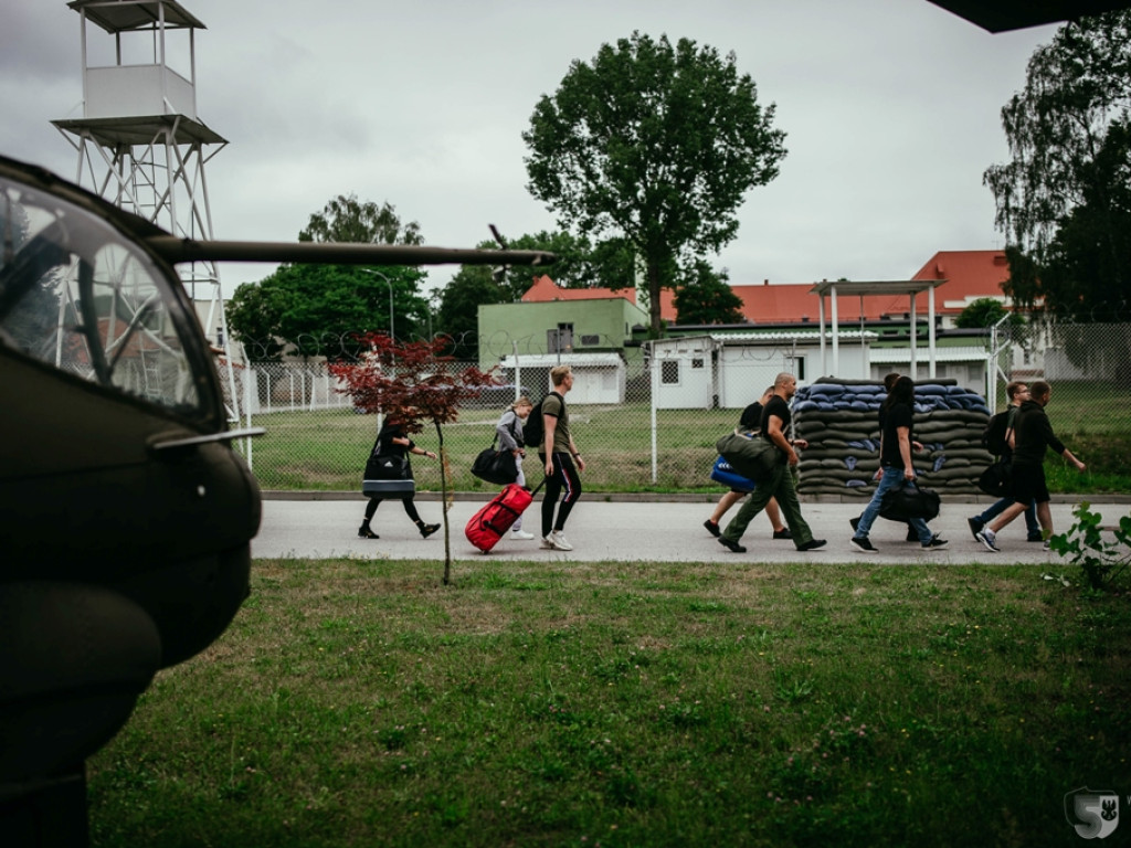 Żołnierze WOT szkolą ,,Legię Akademicką