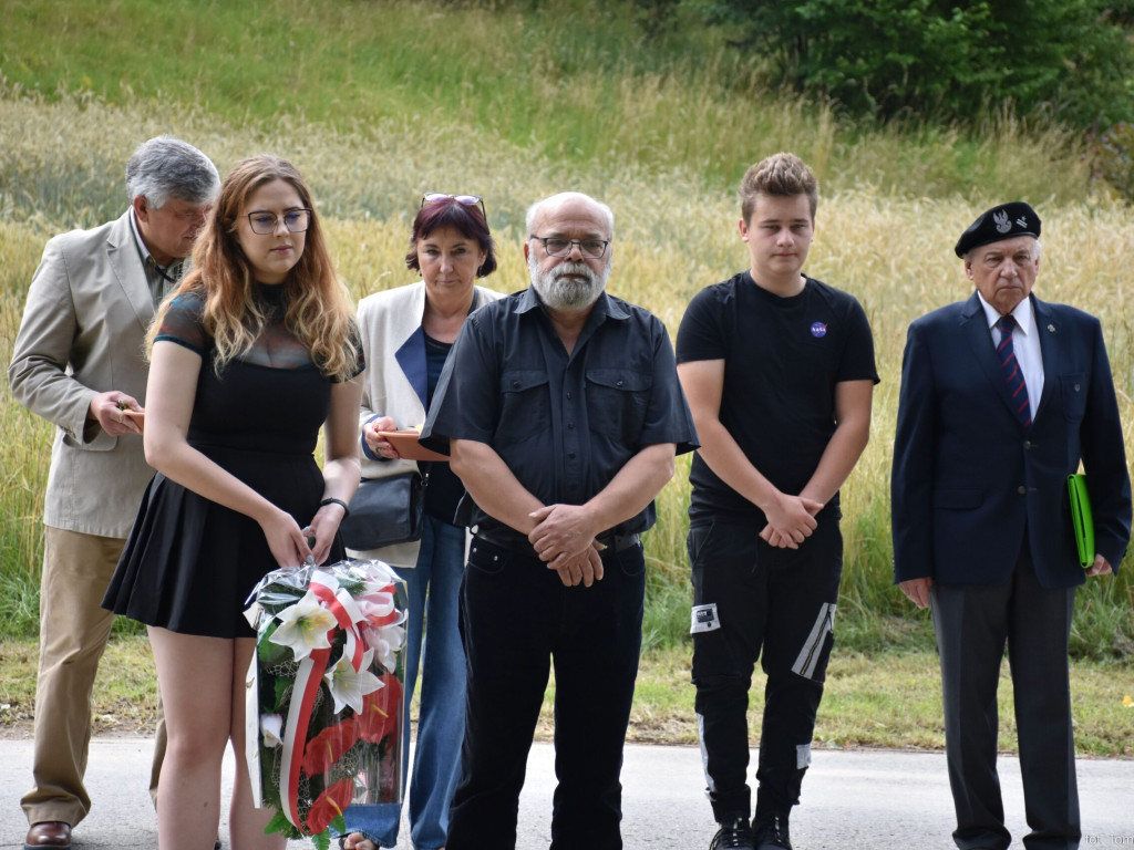 W hołdzie partyzantom Woli Grójeckiej