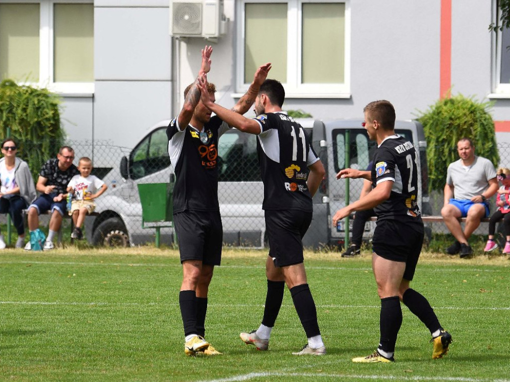 Mecz sparingowy. KSZO 1929 Ostrowiec Świętokrzyski - Wisłoka Dębica 2:0 (2:0).