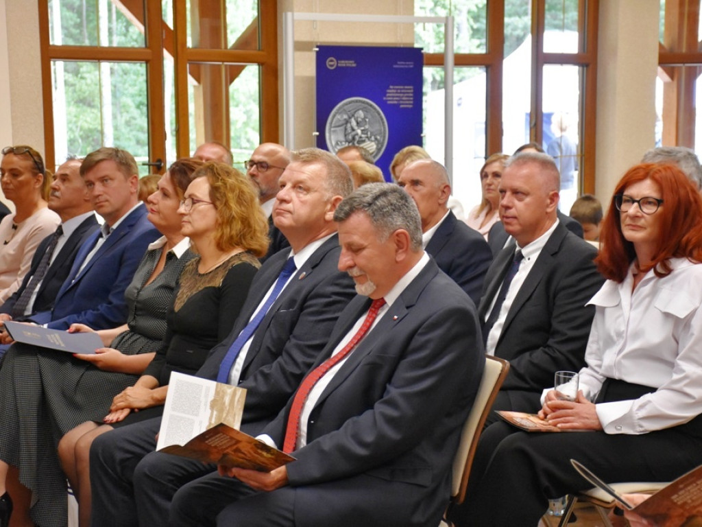 Obchody jubileuszu 100-lecia odkrycia neolitycznych kopalni krzemienia pasiastego w Krzemionkach