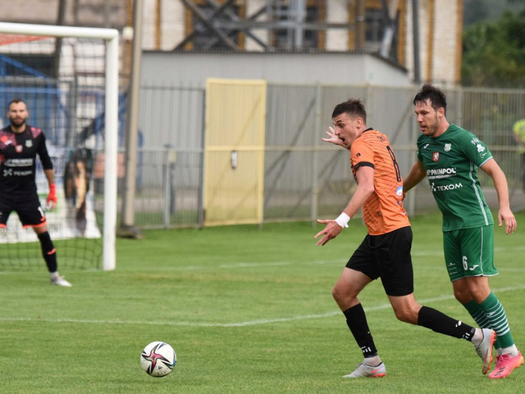 III liga piłkarska. Grupa IV. *KSZO 1929 Ostrowiec Świętokrzyski - Wisłoka Dębica 3:1
