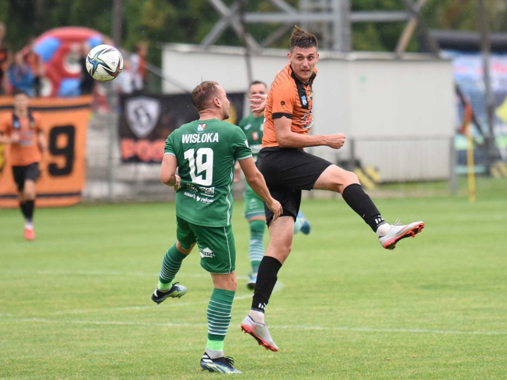 III liga piłkarska. Grupa IV. *KSZO 1929 Ostrowiec Świętokrzyski - Wisłoka Dębica 3:1