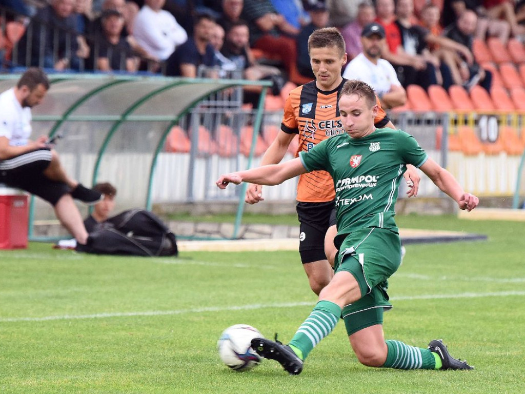 III liga piłkarska. Grupa IV. *KSZO 1929 Ostrowiec Świętokrzyski - Wisłoka Dębica 3:1