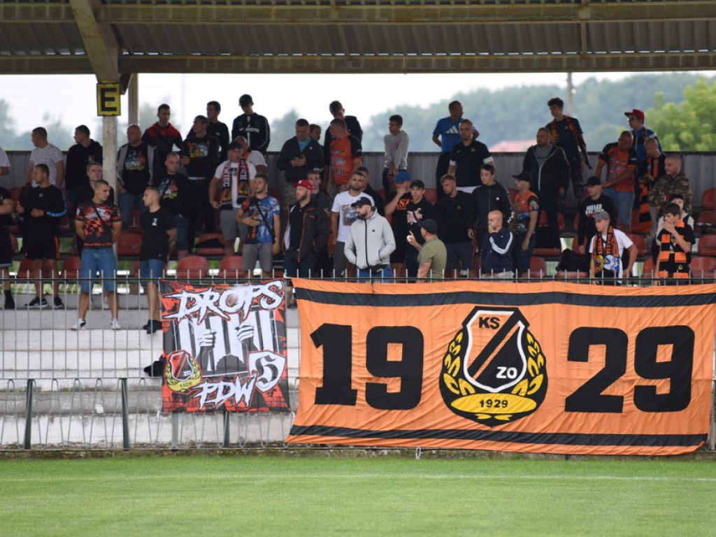 III liga piłkarska. Grupa IV. *KSZO 1929 Ostrowiec Świętokrzyski - Wisłoka Dębica 3:1