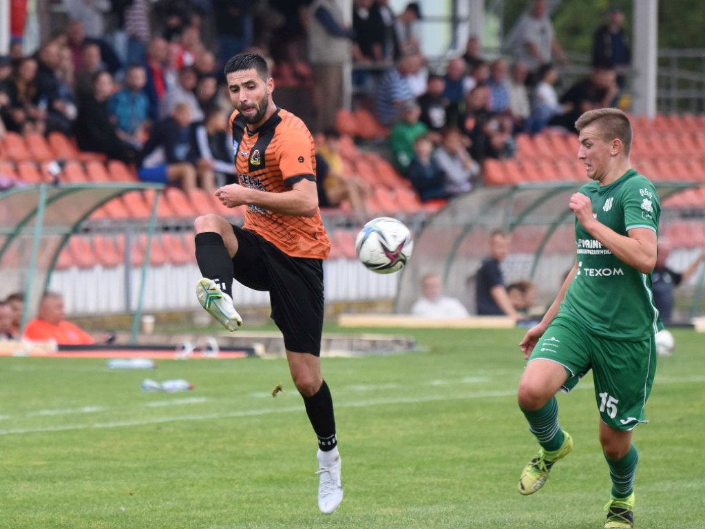 III liga piłkarska. Grupa IV. *KSZO 1929 Ostrowiec Świętokrzyski - Wisłoka Dębica 3:1