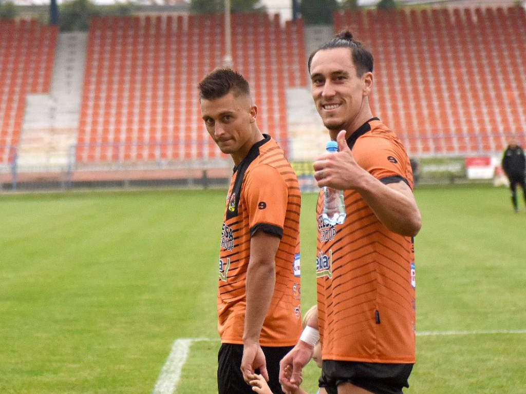 III liga piłkarska. Grupa IV. *KSZO 1929 Ostrowiec Świętokrzyski - Wisłoka Dębica 3:1