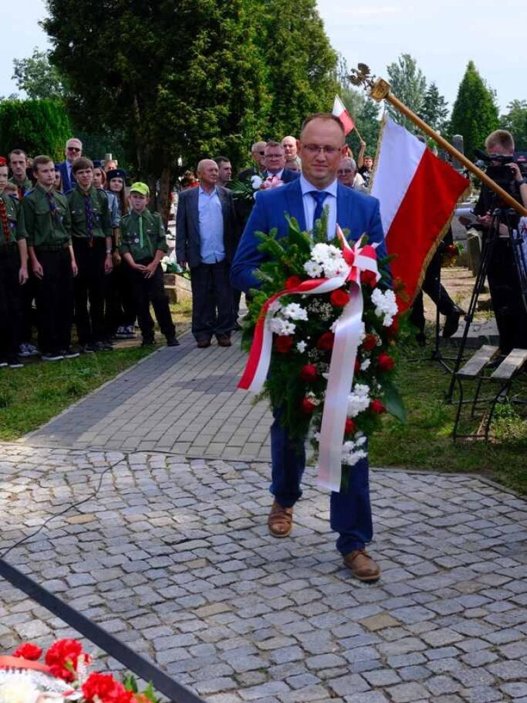 Święto Wojska Polskiego i obchody 102. rocznicy bitwy Warszawskiej w Ostrowcu Świętokrzyskim (zdjęcia, wideo)