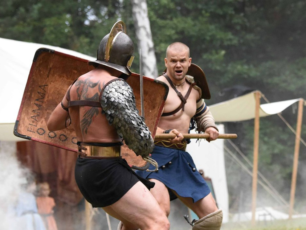 Niezwykły Ostrowiecki Festiwal Kultury Prehistorycznej i Antycznej (zdjęcia)