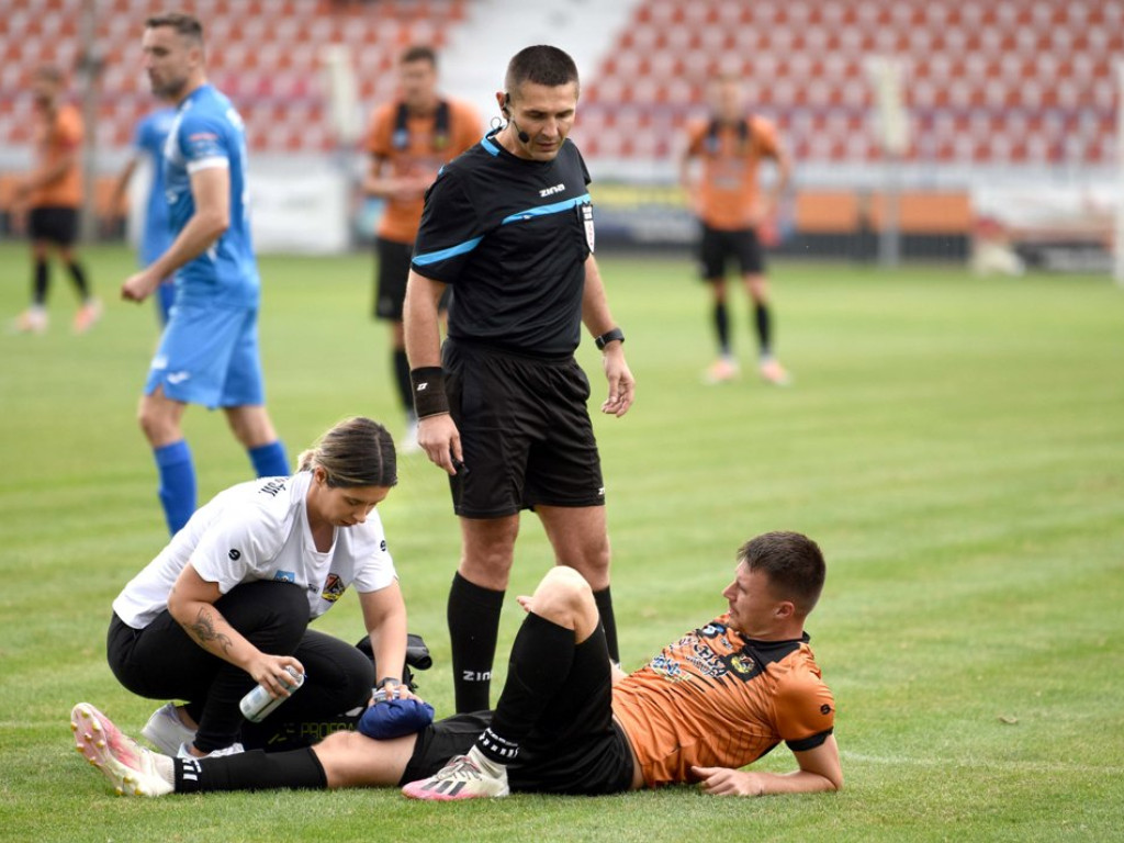 III liga piłkarska. Grupa IV. *KSZO 1929 Ostrowiec Świętokrzyski - Podhale Nowy Targ 1:1