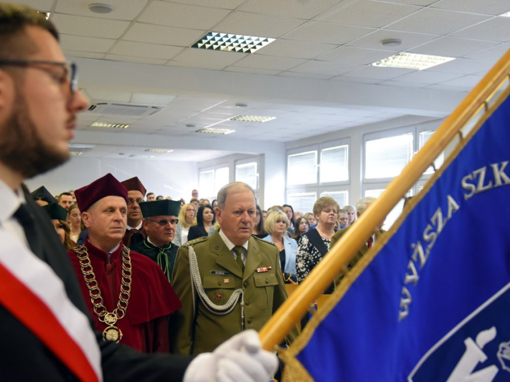 Inauguracja Roku Akademickiego 2022/23 w Akademii Nauk Stosowanych im. Józefa Gołuchowskiego w Ostrowcu Świętokrzyskim