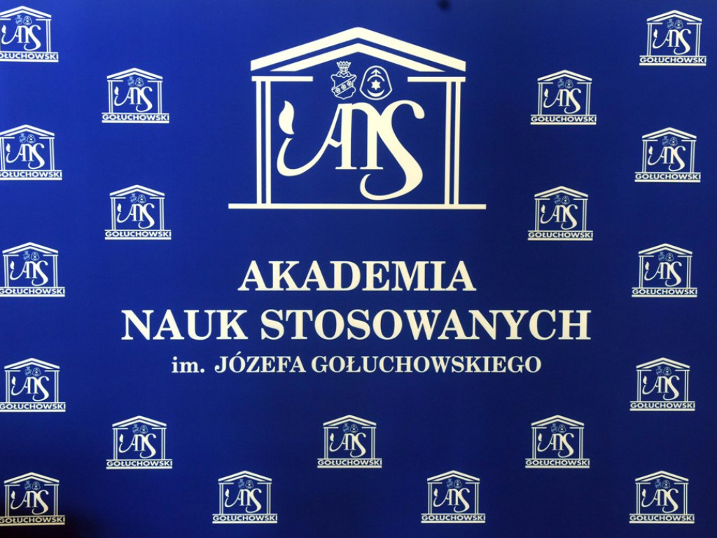 Inauguracja Roku Akademickiego 2022/23 w Akademii Nauk Stosowanych im. Józefa Gołuchowskiego w Ostrowcu Świętokrzyskim