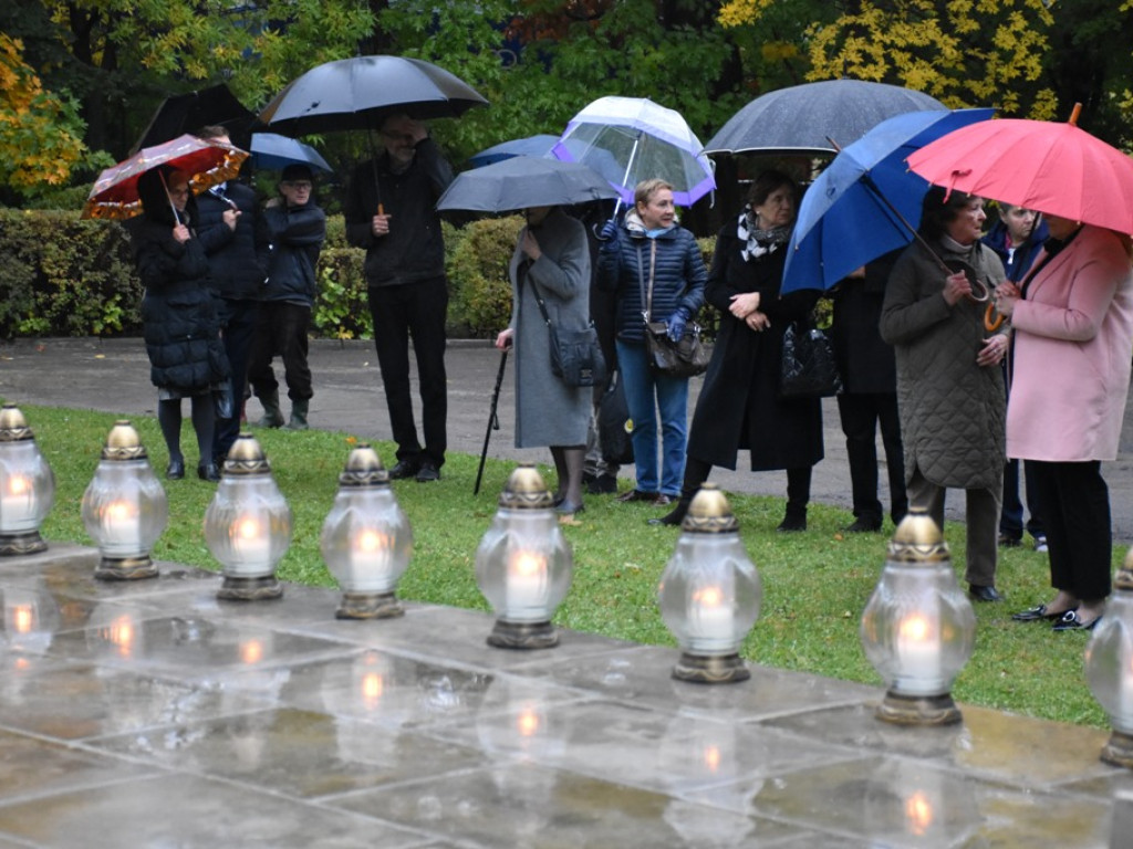 80. rocznica tragedii na ostrowieckim Rynku (zdjęcia)