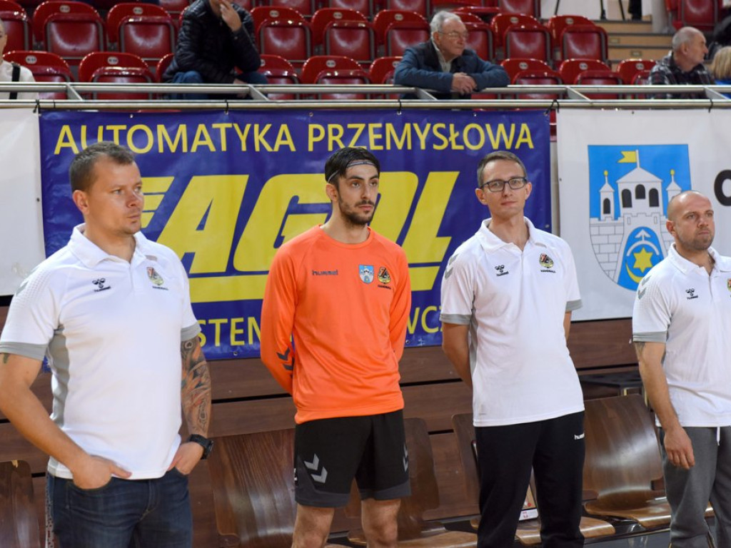 I liga piłki ręcznej mężczyzn. Grupa D. *KSZO Ostrowiec Świętokrzyski - KSSPR Końskie 24:26