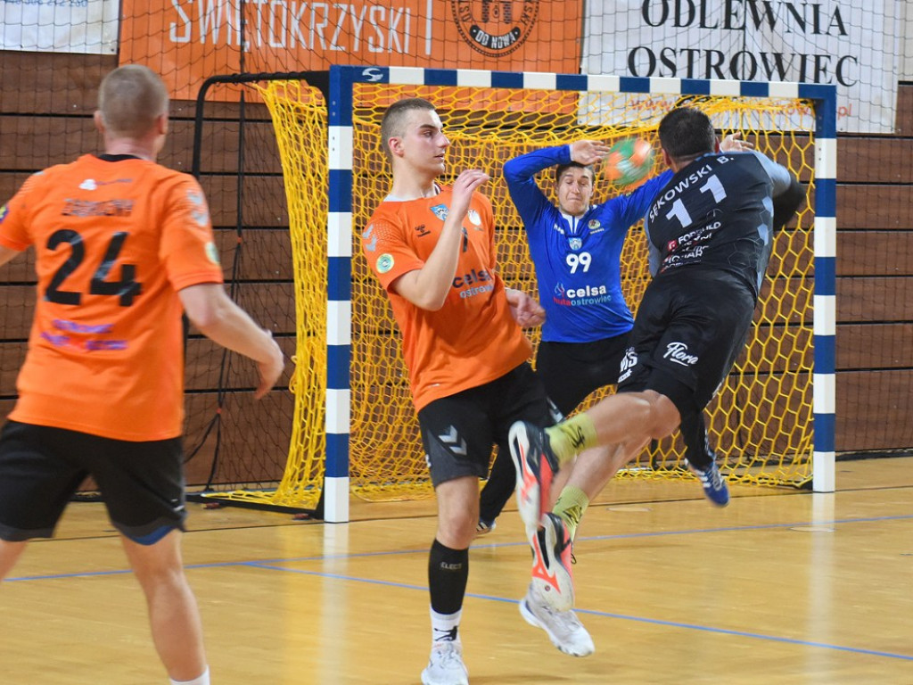 I liga piłki ręcznej mężczyzn. Grupa D. *KSZO Ostrowiec Świętokrzyski - KSSPR Końskie 24:26