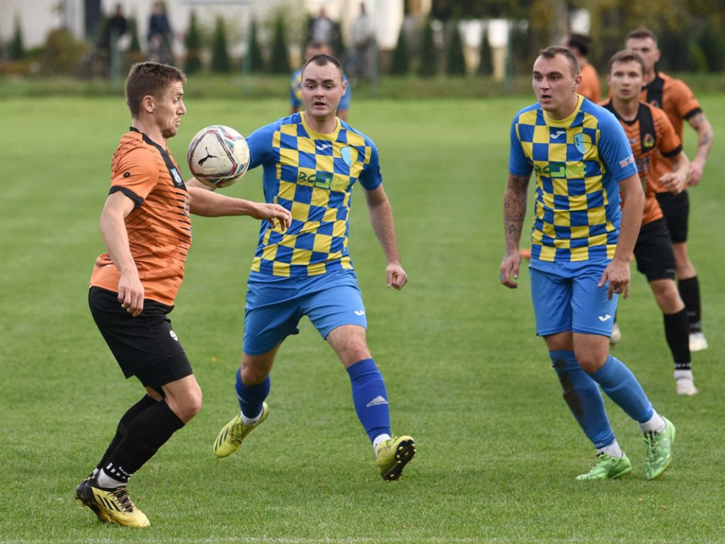 IV runda Okręgowego Pucharu Polski. *Stal Kunów - KSZO 1929 Ostrowiec Świętokrzyski 0:4 (0:1)