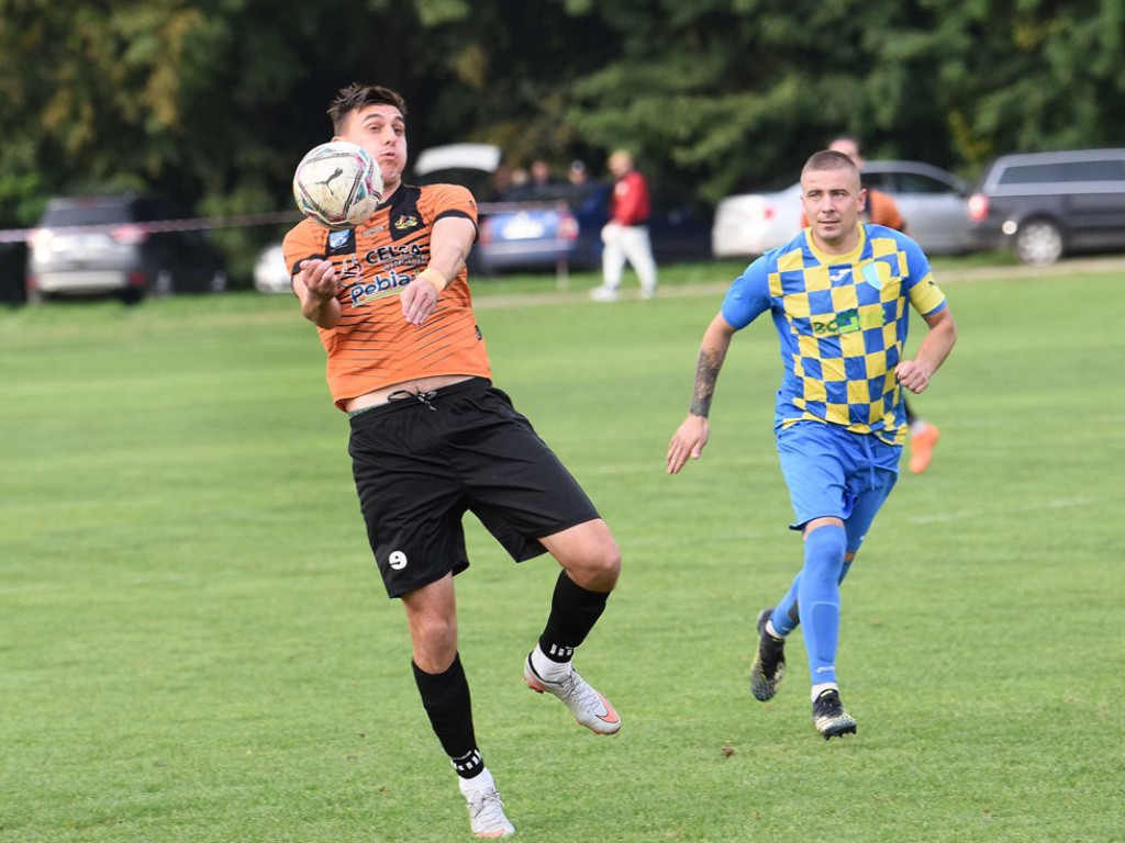 IV runda Okręgowego Pucharu Polski. *Stal Kunów - KSZO 1929 Ostrowiec Świętokrzyski 0:4 (0:1)