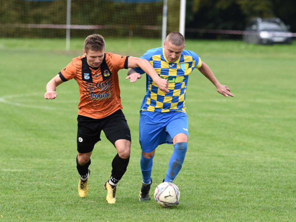 IV runda Okręgowego Pucharu Polski. *Stal Kunów - KSZO 1929 Ostrowiec Świętokrzyski 0:4 (0:1)